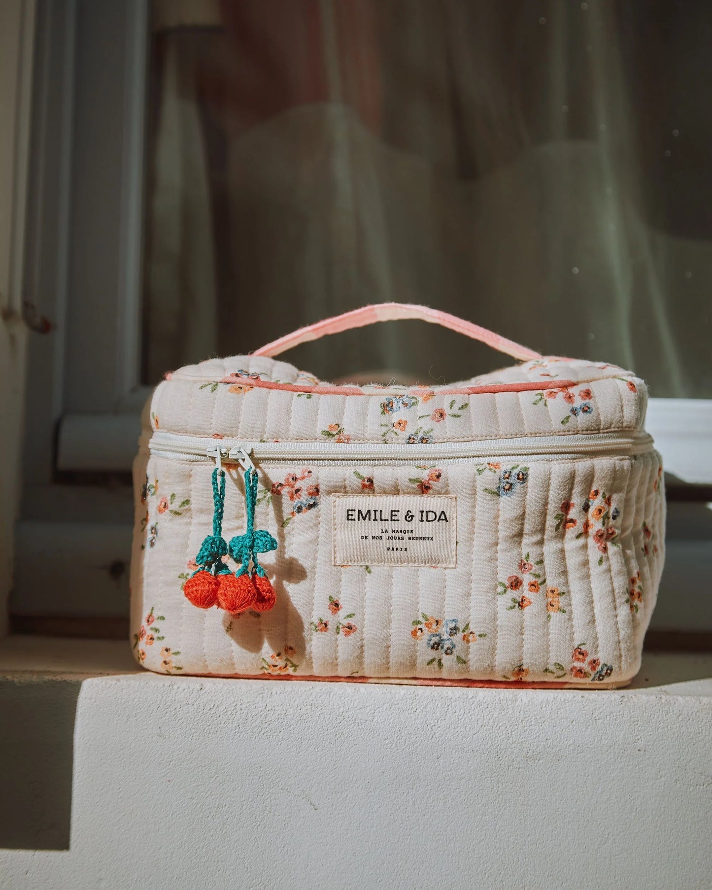 Ecru floral cotton Vanity Case